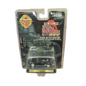 Motor Trend 50 Racing Champions Mint 51 Studebaker Diecast Car Includes Display